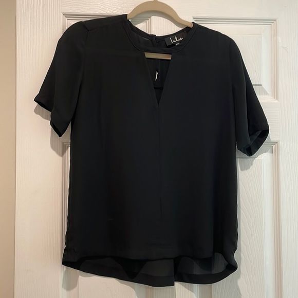 Lulu's Tops - Lulu’s Black V Neck Flowy Top, Women’s XS NWOT